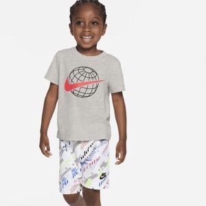 🌺🍎NWT Boys Nike Digital Escape Short set (2PC)